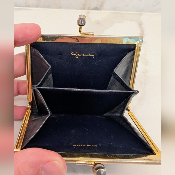 Givenchy Coin Pouch - Picture 3 of 7